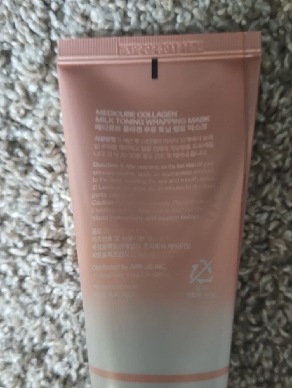 Medicube Collagen Milk Toning Wrapping Mask - Pink